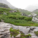 ** PLEASE DESCRIBE THIS IMAGE **